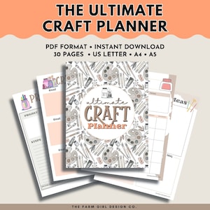 Può includere: Un planner di artigianato stampabile con una copertina che presenta uno sfondo bianco con un cerchio che contiene il testo "ultimate DIY CRAFT Planner" circondato da uno schema di pennelli, palette di colori, matite e altri materiali per l'artigianato. Il testo "THE ULTIMATE CRAFT PLANNER" è nella parte superiore dell'immagine. Il testo "PDF FORMAT INSTANT DOWNLOAD 30 PAGES US LETTER A4 A5" è sotto l'immagine della copertina.