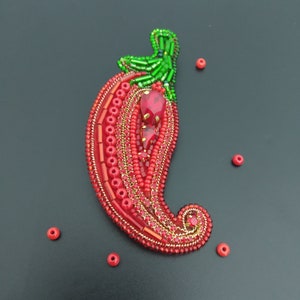 PDF Tutorial hand embroidery Pepper brooch DIY brooch PDF Embroidery Pepper brooch embroidery pattern instant download instructions