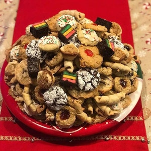 Italian Cookie Assortment image 7