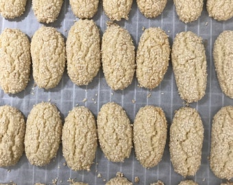 seeded cookies
