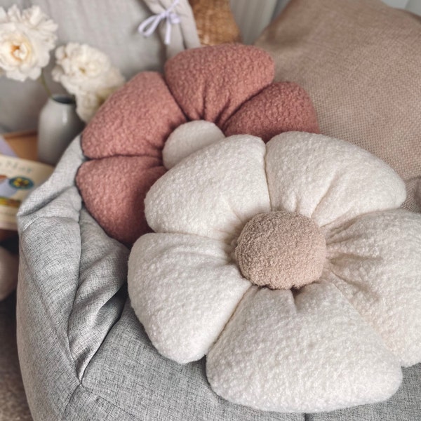 Daisy Flower Pillow, Pink & White Decor, Little Girls Room, Baby Shower Gift, Girly Bedroom, Boucle