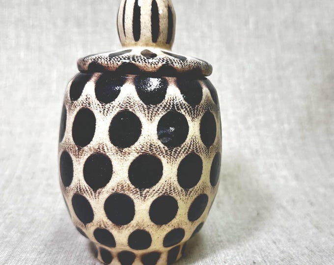 Decorative ceramic container | Decorative Gifts