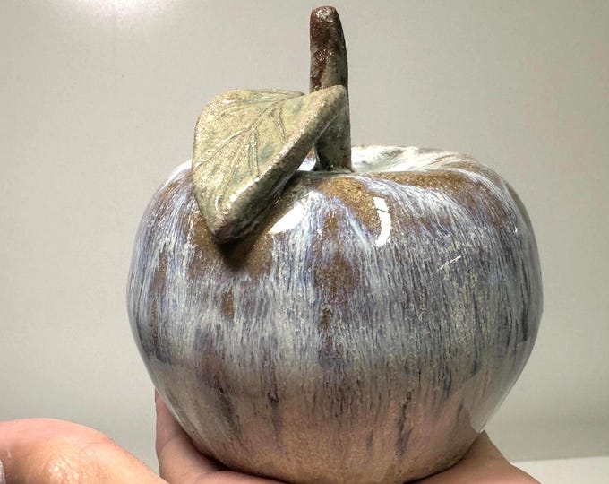 Ceramic Apple | HOME ACCENT | Handmade ceramics