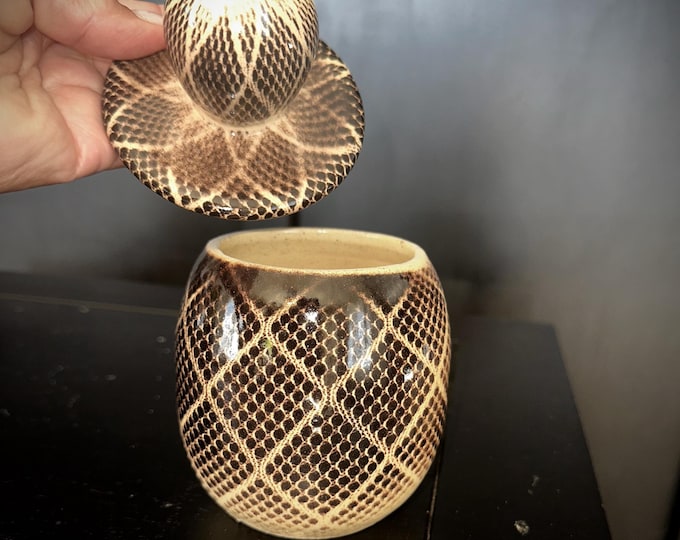 Decorative black pattern ceramic Container