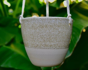 Handmade Ceramic Hanging Planter – Terrazzo Glaze, Drainage Holes