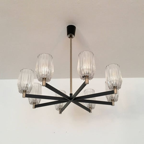 Big and beautiful mid-century modernist ice glass chandelier by Kaiser Light | 1960 's |