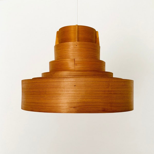 Swedish Mid-Century Modern wooden pendant lamp by Hans Agne Jakobsson | 1960s