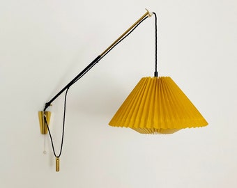 Adjustable Mid-Century Modern Pleated Wall Lamp | 1950s