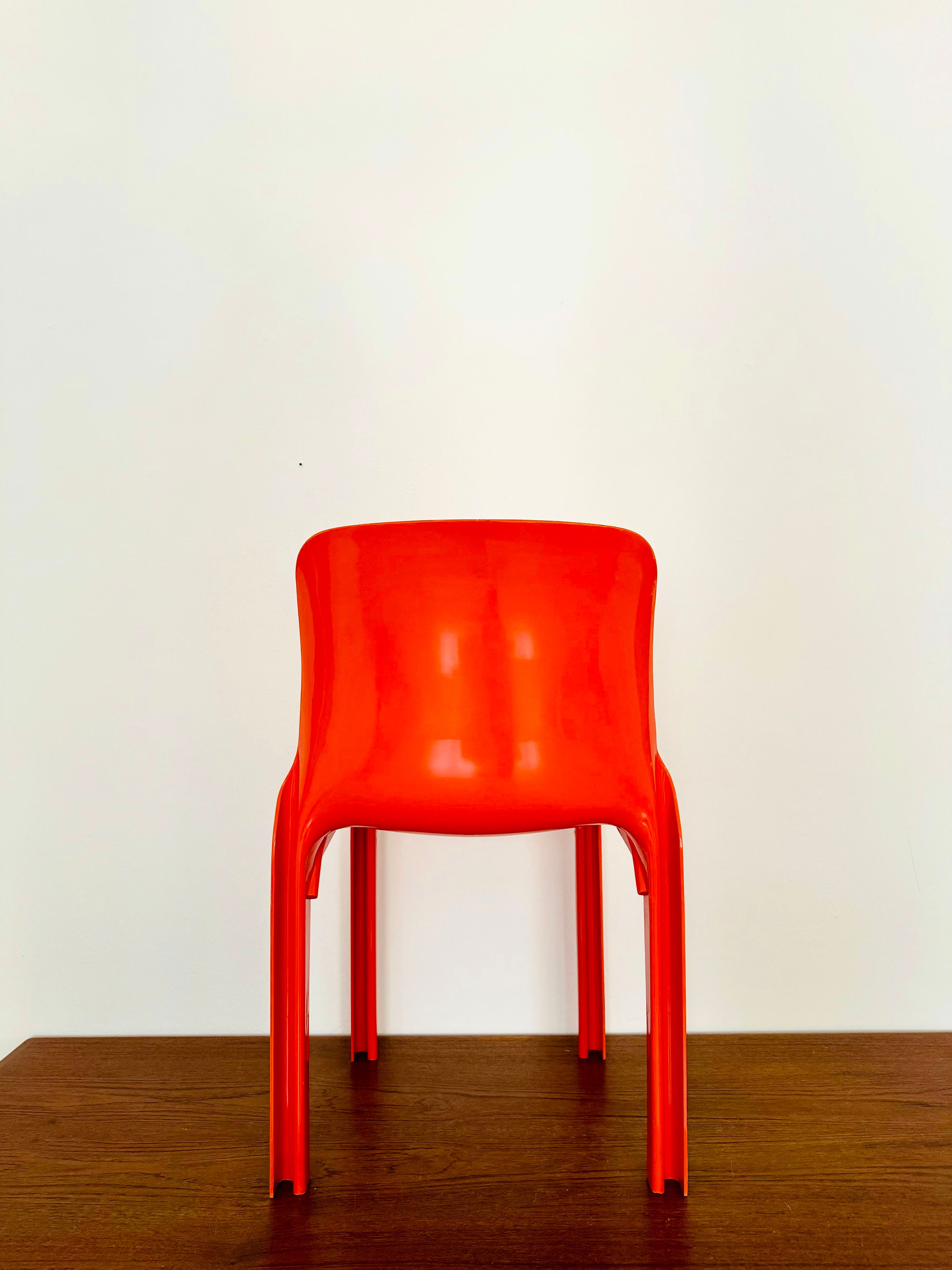 オリジナルヴィンテージ Artemide Selene Artemide Selene Dining Chair by Vico Magistretti (White