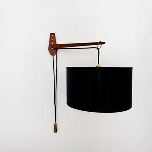 Adjustable Mid-Century Modern Teak Wall Lamp by Kaiser Leuchten | 1950s