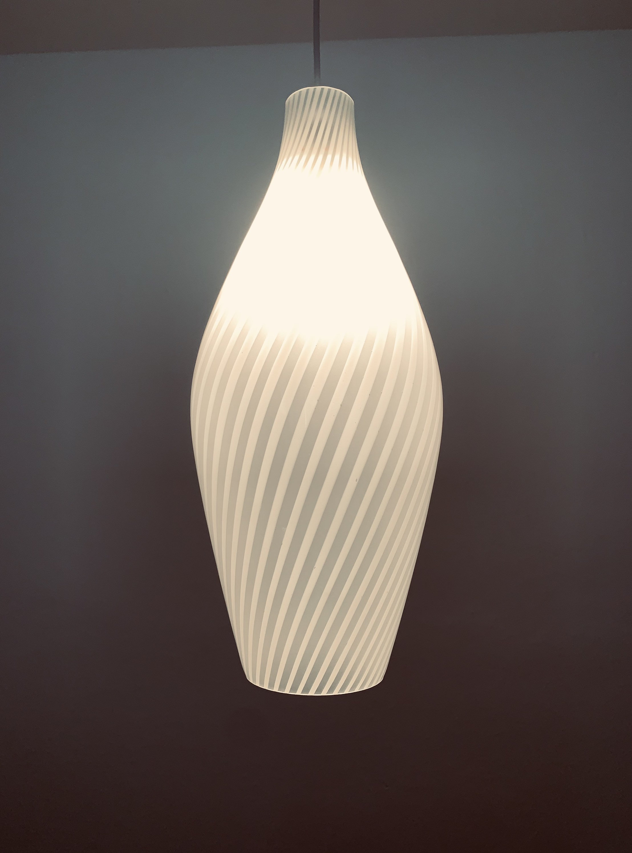 Aloys GangkofnerによるPeillとPutzlerの大型ミッドセンチュリーモダン