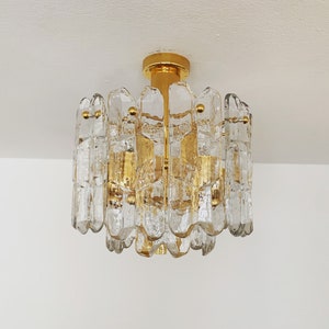 Austrian Mid-Century Modern gilded ice glass chandelier by J.T. Kalmar for Franken KG | 1960s