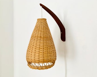 Danish Mid-Century Modern Teak and Wicker Wall Lamp | 1960s