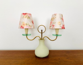 Lovely Italian Mid-Century Modern Table Lamp | 1950s