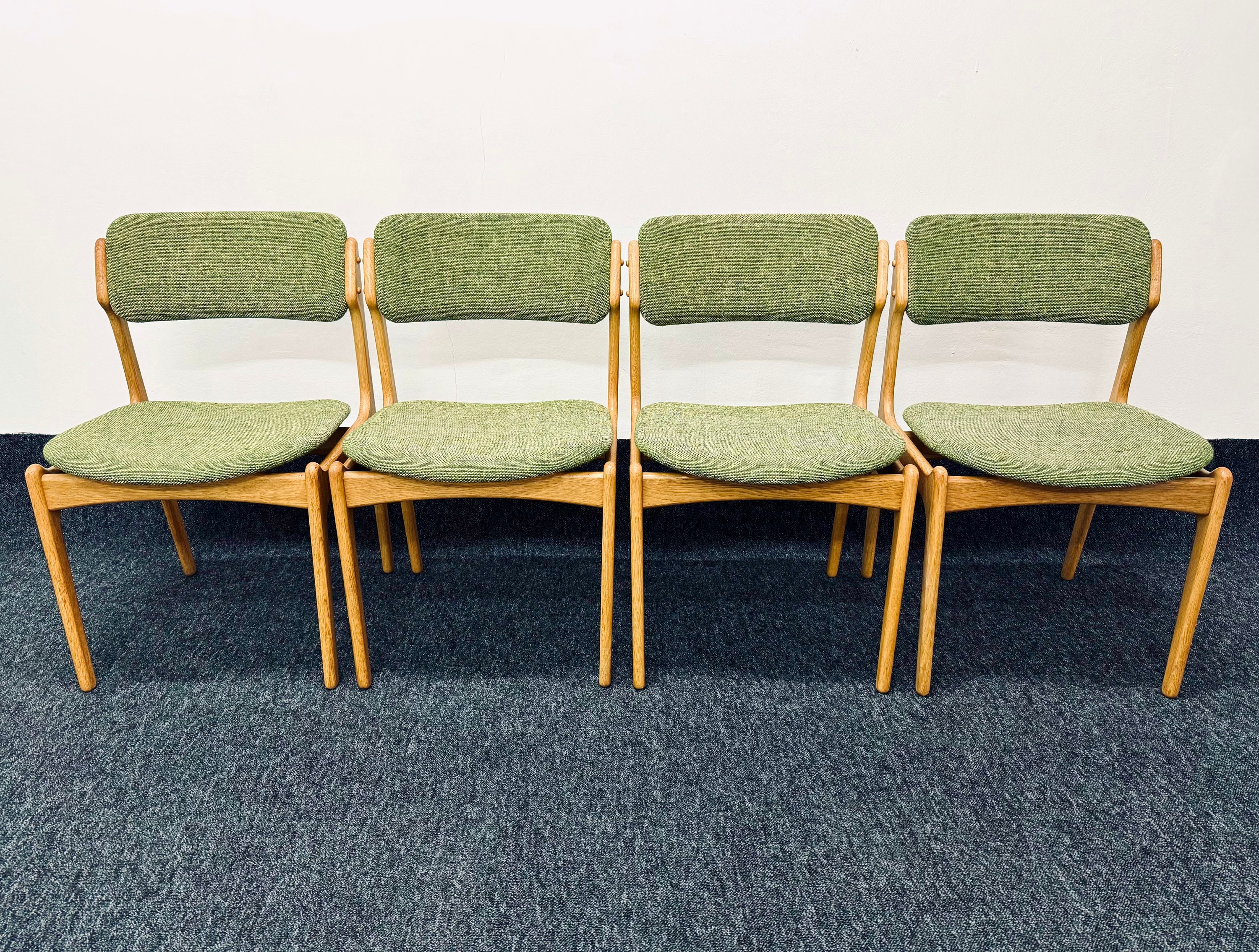 Johannes andersen chairs - Etsy 日本 Johannes andersen chairs - Etsy 日本