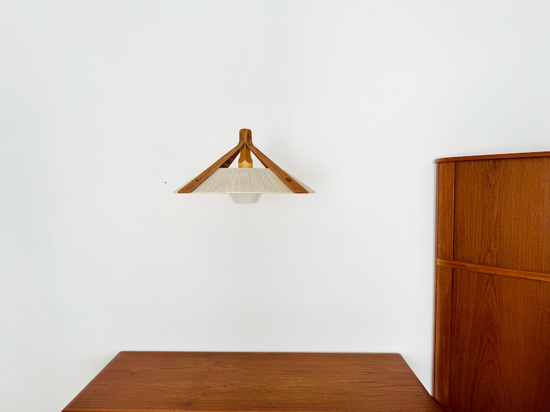 Mid-Century Modern Sisal and Walnut Pendant Lamp by Temde 1960s 画像 2