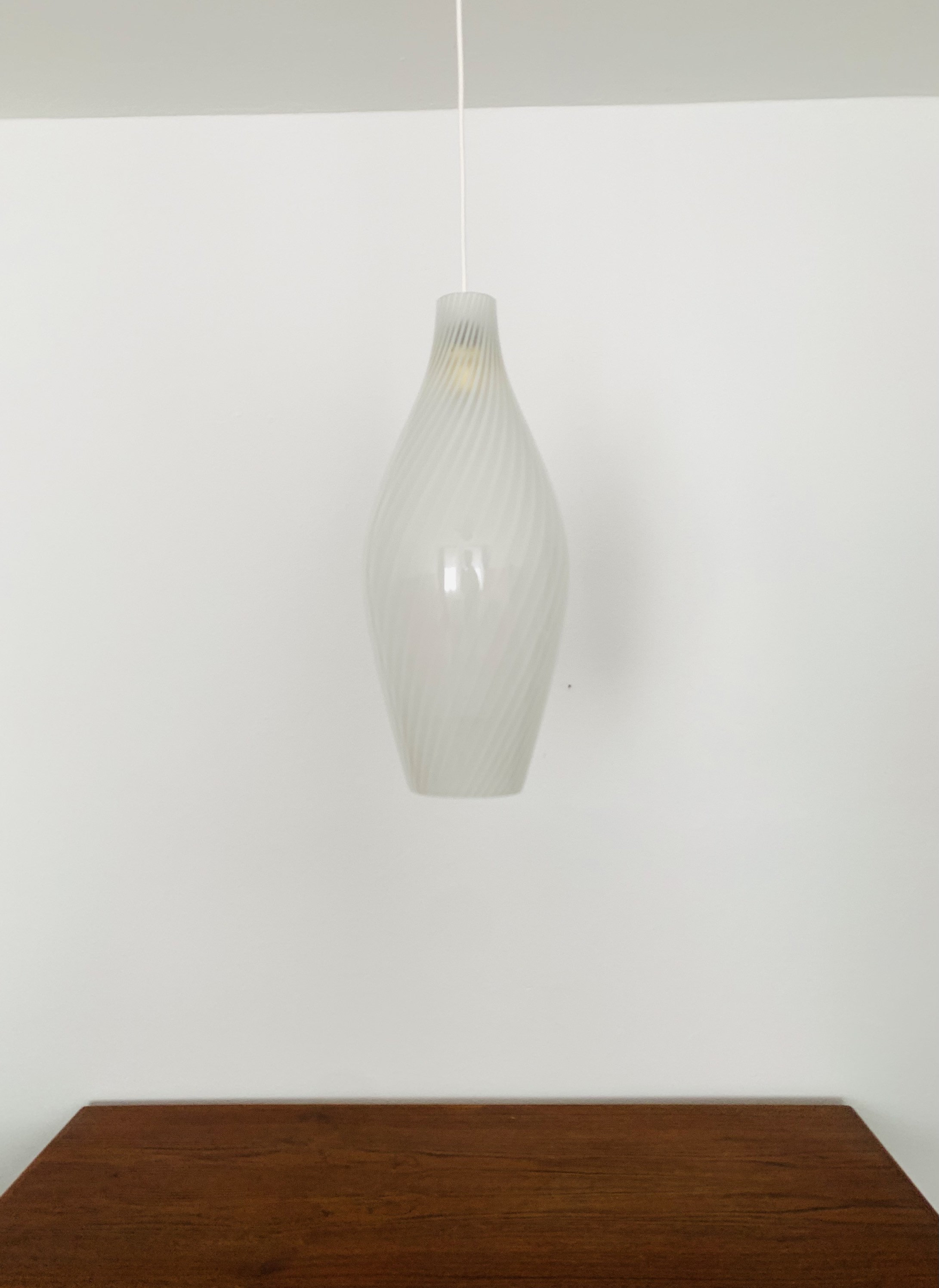 Aloys GangkofnerによるPeillとPutzlerの大型ミッドセンチュリーモダン