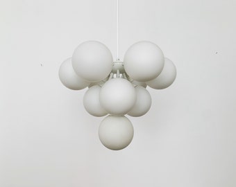 Stunning Mid-Century Modern Sputnik chandelier | 1960s