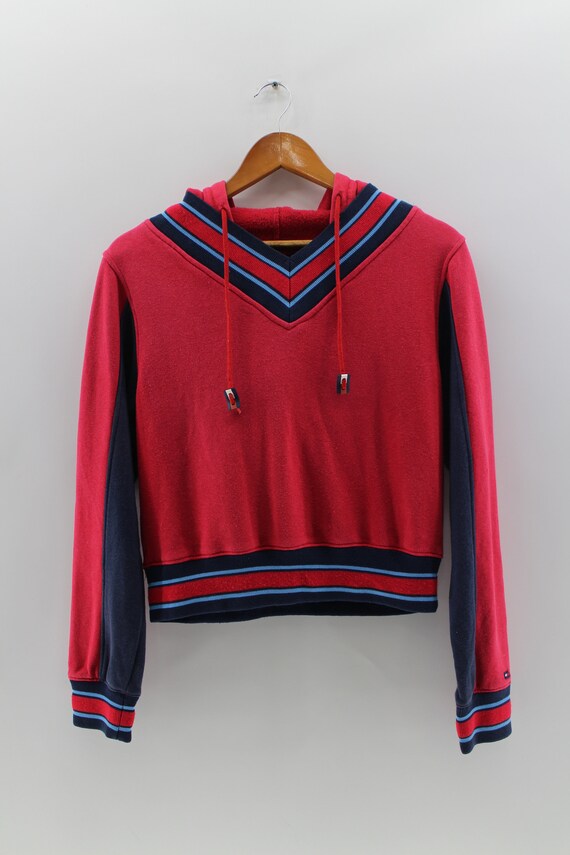 red tommy jeans jumper