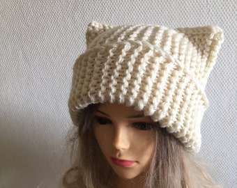 Grofgebreide beanie met kattenoren: dierenmuts