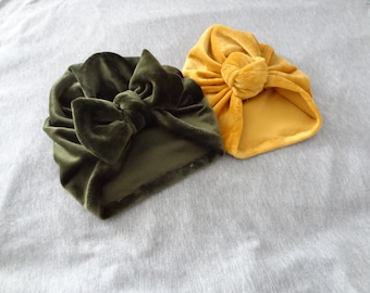 Turbante de terciopelo para bebé hecho a mano: gorro elástico para recién nacido