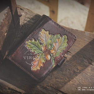 Cartera de cuero hecha a mano con flores personalizadas para mujer, cartera de cuero única, cartera tallada a mano, cartera de cuero, regalo de aniversario para mujer