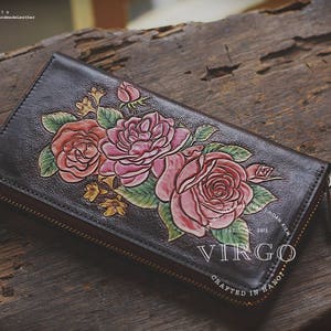 Blume Handpunzierte Brieftasche, Handgefertigtes Leder, Personalisiertes Leder Geschenk, Carving Portemonnaie, Maßgeschneidert, Jubiläum Geburtstag, Geschenk für Frauen