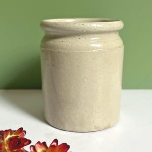 Salt Glaze Marmalade Pot: Vintage Golden Shred Stoneware Jar (4")