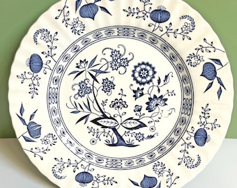 J&G Meakin Classic Blue Nordic Dinner Plate: 'Blue Onion' 10"