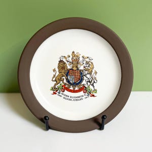 Hornsea Pottery Queen Elizabeth II Silver Jubilee Plate, 1977