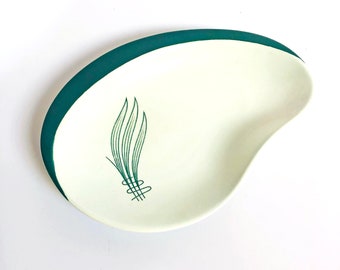 Carlton Ware Windswept Dish: Talerz do serwowania w kolorze turkusowo-zielonym z połowy XX wieku