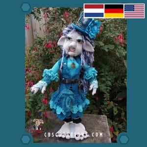 Victorian charm meets steampunk: Amigurumi crochet pattern Victoria Amber Fleming