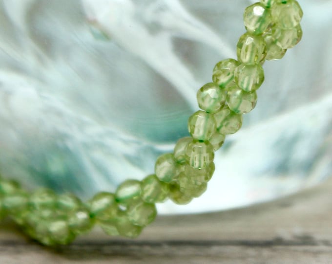 Natural Peridot Beads, 2mm Faceted Round Transparent Green Natural Peridot Gemstone Beads - Full Strand - PG272