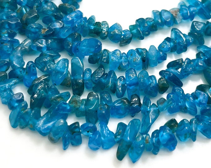 Natural Apatite Chips, Blue Apatite Pebble Chips Small Nugget Assorted Size Gemstone Beads - PGS112