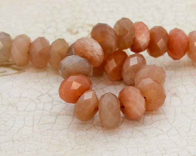 Natural Peach Moonstone, Peach Moonstone Faceted Rondelle Natural Gemstone Beads - RDF51