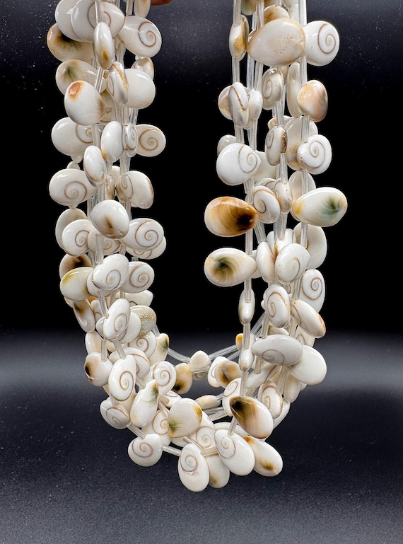 Natural White Shiva Eye Shell Beads Smooth 10x14mm Side Drilled Flat Teardrop Pear Pacific Cats Eye Spiral for Men Women Jewelry PG201