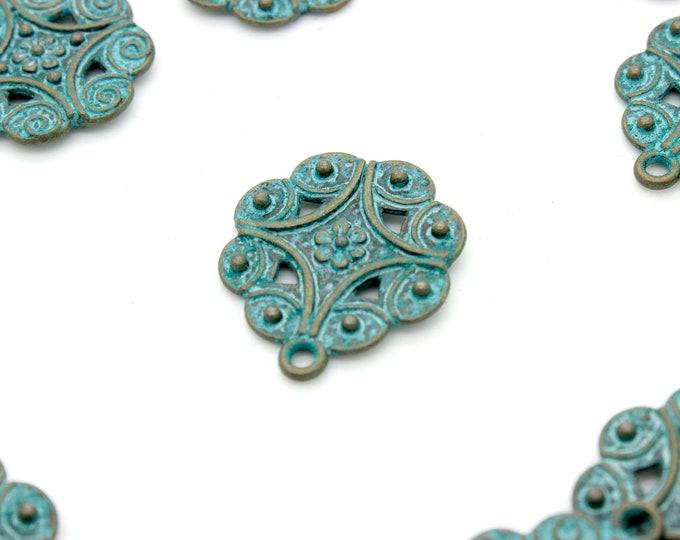 Antiqued Patina Green Bronze Charm Beads Pendant Earing 22mm x 19mm x 2mm - Round Spiral Pattern Disc