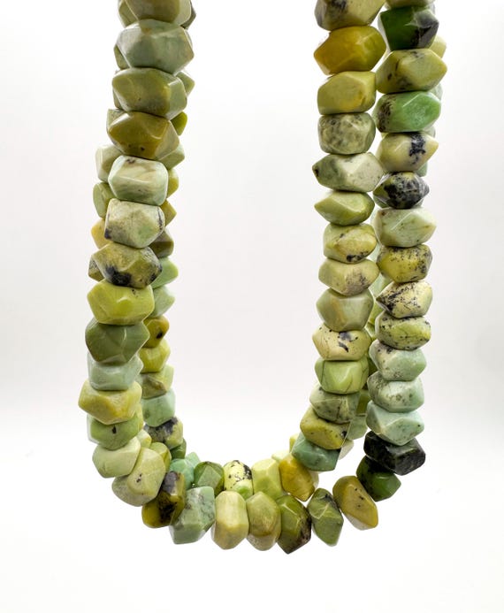 Natural Chrysoprase Faceted Geometric Nuggets Genuine Green Chrysoprase Freeform Polygon Beads Earthy Matrix Gemstone Spacer Strands PG189
