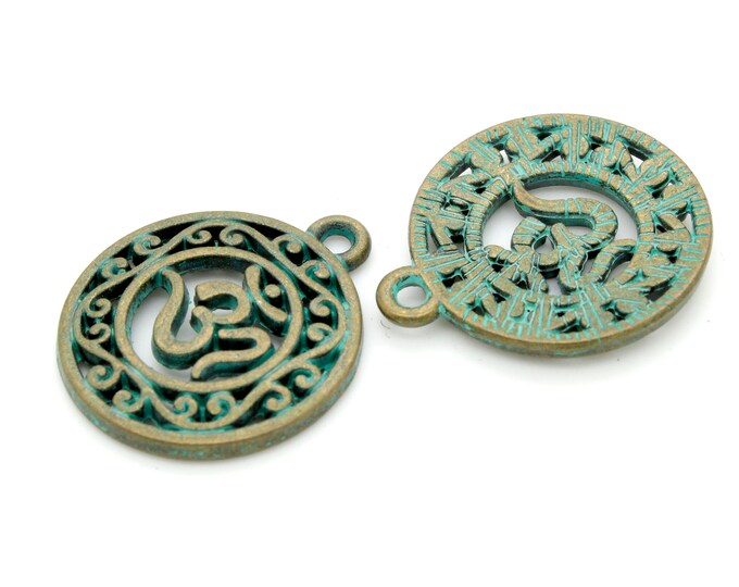 Antiqued Patina Green Bronze Charm Beads Pendant Earing 22mm x 19mm x 2mm - Greek Round Disc
