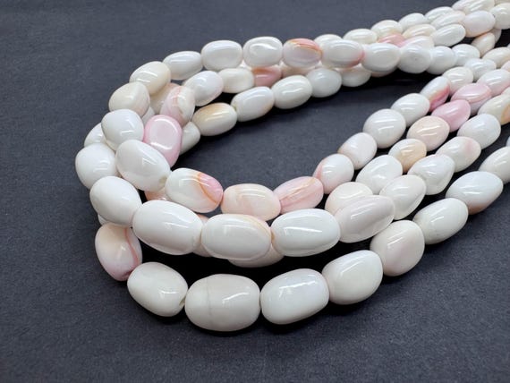 Natural Queen Conch Shell Beads Genuine Smooth Nuggets Pebble Barrel Pastel Pink Luminous White Shell Artisan Jewelry Supply QC21