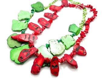 Red/Green Coral FreeForm Rough Flat Shape with small Chips Nugget Natural Gemsonte Beads (Assorted Size) - PGS218