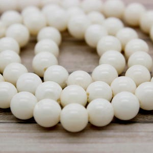 Natural Coral, White Coral Round Ball Sphere Loose Beads Natural Stone Gemstone (4mm 6mm 7mm) - PG32
