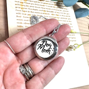 Photo Locket memorial Gift Mom for Dog or Cat , Pet Lover Locket Necklace