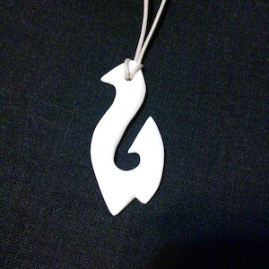 Hook Bone Carving (Hei Matau)