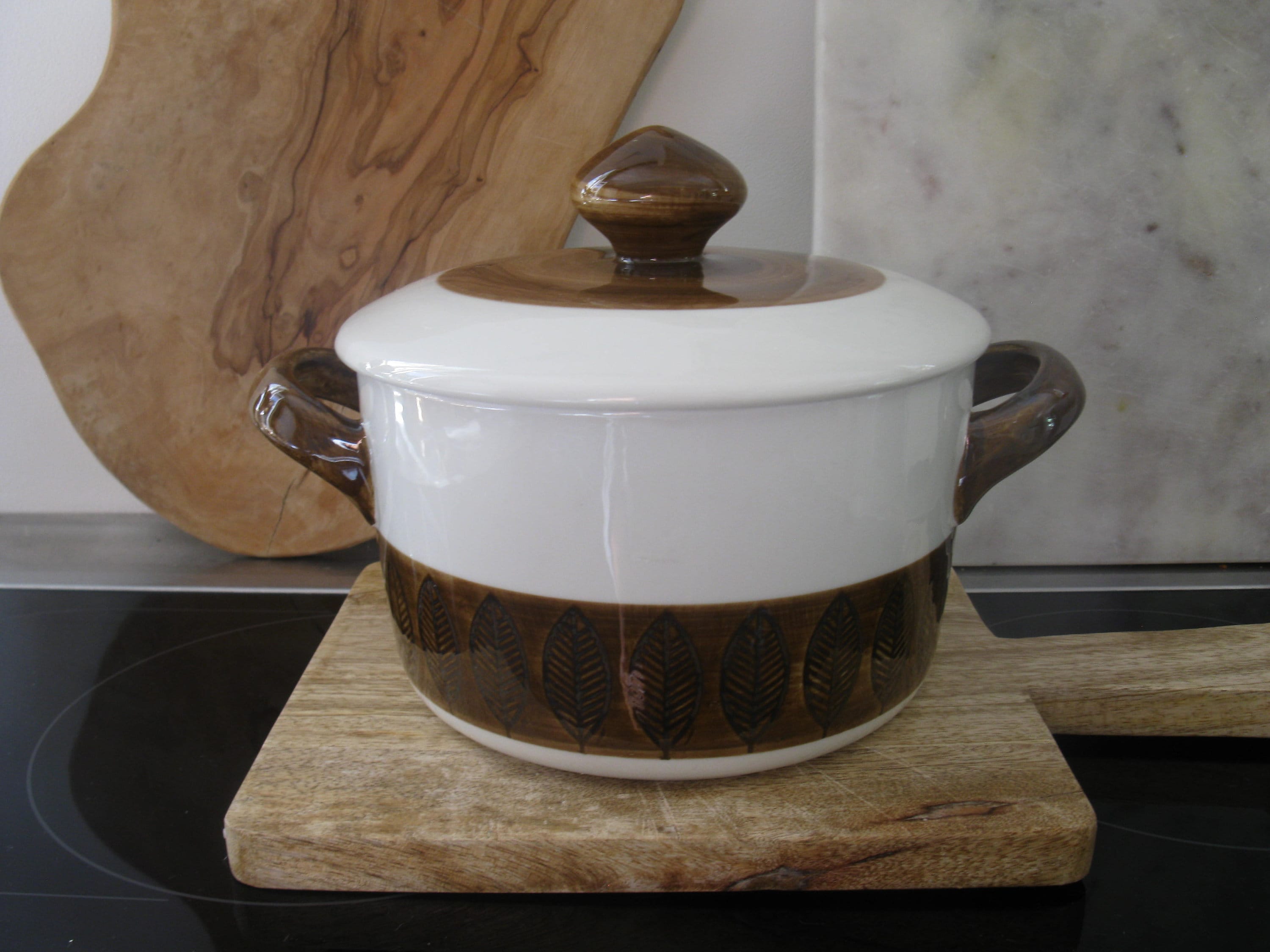 VINTAGE R0RSTRAND, Sweden KOKA Refractory Filler With Lid Terrine Dia