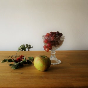 Beautiful glass cup - approx. 0.4 l/15.5 cm high - top condition