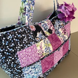 Hydrangea Tote