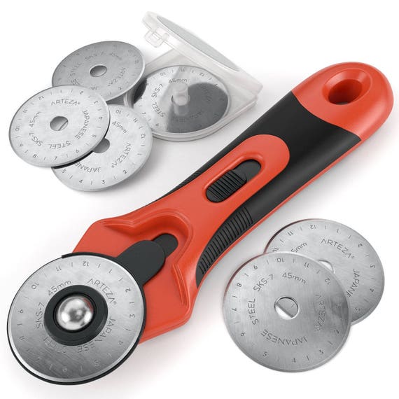 Fiskars Genuine 45mm Rotary Cutter Cutting Blades 5 pack with Plastic Case