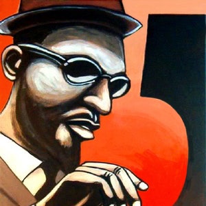 Puede incluir: Una pintura de un hombre con un sombrero fedora marrón, gafas y traje. Está tocando un instrumento musical, posiblemente un saxofón. El fondo es un diseño abstracto rojo y negro.