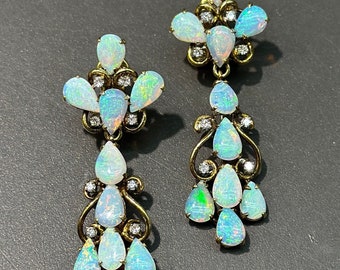 Vintage 14K Gold Opal Diamond Drop Earring